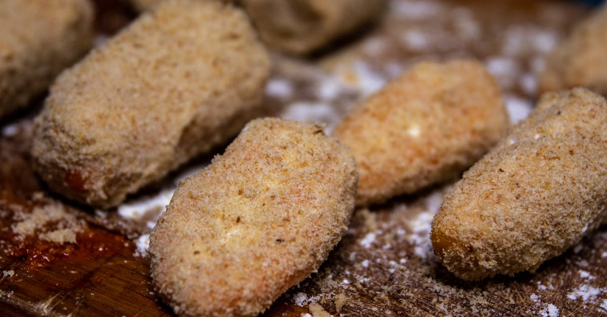 Jalapeno Poppers and getting a thick crust? - Jalapeño Poppers on Wooden Board
Jalapeno Poppers and getting a thick crust? - Jalapeño Poppers on Wooden Board