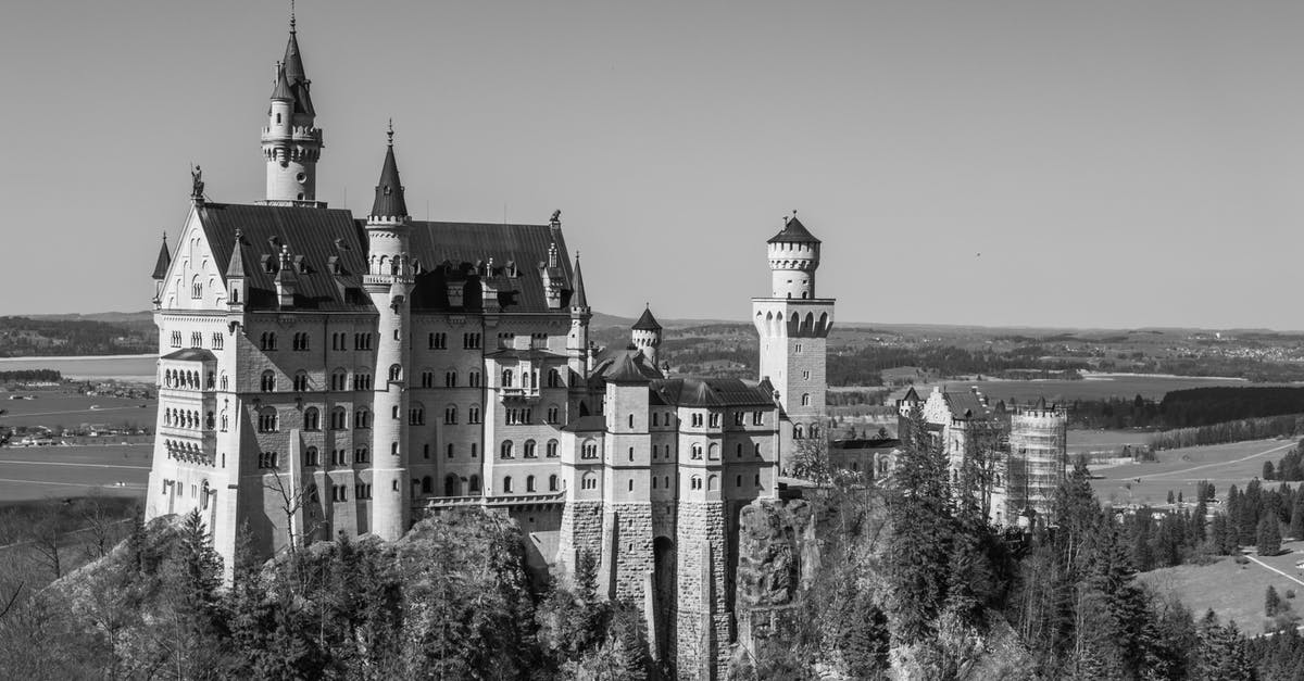 Käsespätzle like the ones in Bavaria - Grayscale Photo of Neuschwanstein Castle in Bavaria Germany Käsespätzle like the ones in Bavaria - Grayscale Photo of Neuschwanstein Castle in Bavaria Germany