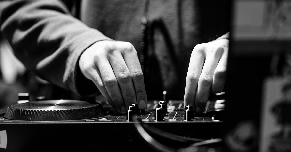 KitchenAid Pro mixer clicking noise - Person in Gray Long Sleeve Shirt Playing Dj Mixer KitchenAid Pro mixer clicking noise - Person in Gray Long Sleeve Shirt Playing Dj Mixer