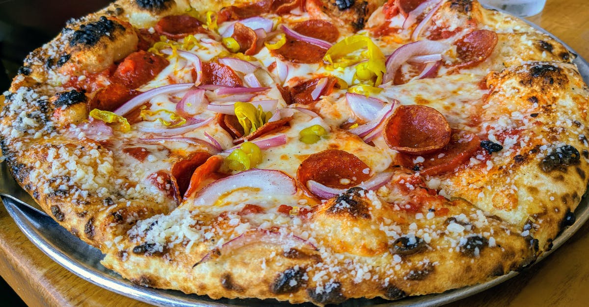 Microwave Crust - Pizza With Pepperoni and Cheese Microwave Crust - Pizza With Pepperoni and Cheese