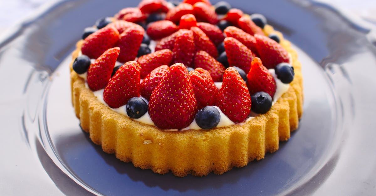 Pyrex pie plate on hearthstone - Cupcake With Strawberry Toppings Pyrex pie plate on hearthstone - Cupcake With Strawberry Toppings