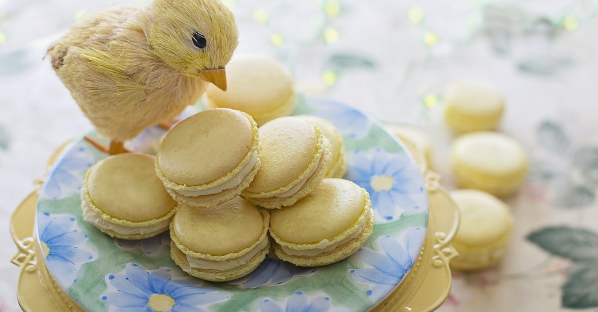 "Cream Biscuit" a little raw in the middle - Yellow Chick on Yellow Macarons "Cream Biscuit" a little raw in the middle - Yellow Chick on Yellow Macarons