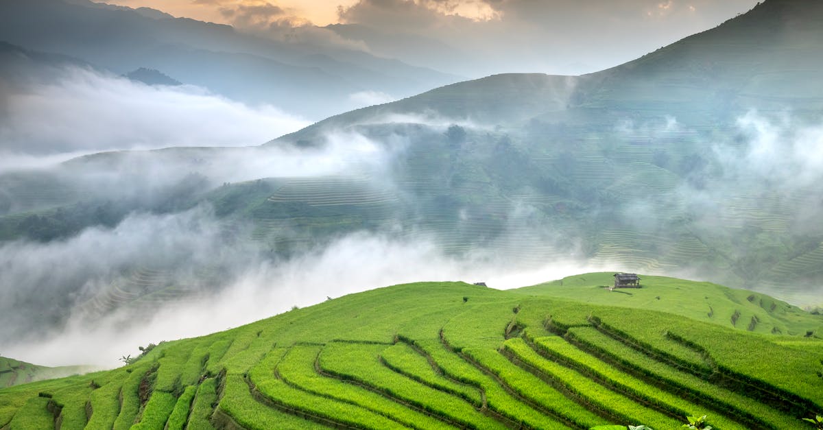 Season rice in Zojirushi - Green rice fields on misty mountains Season rice in Zojirushi - Green rice fields on misty mountains