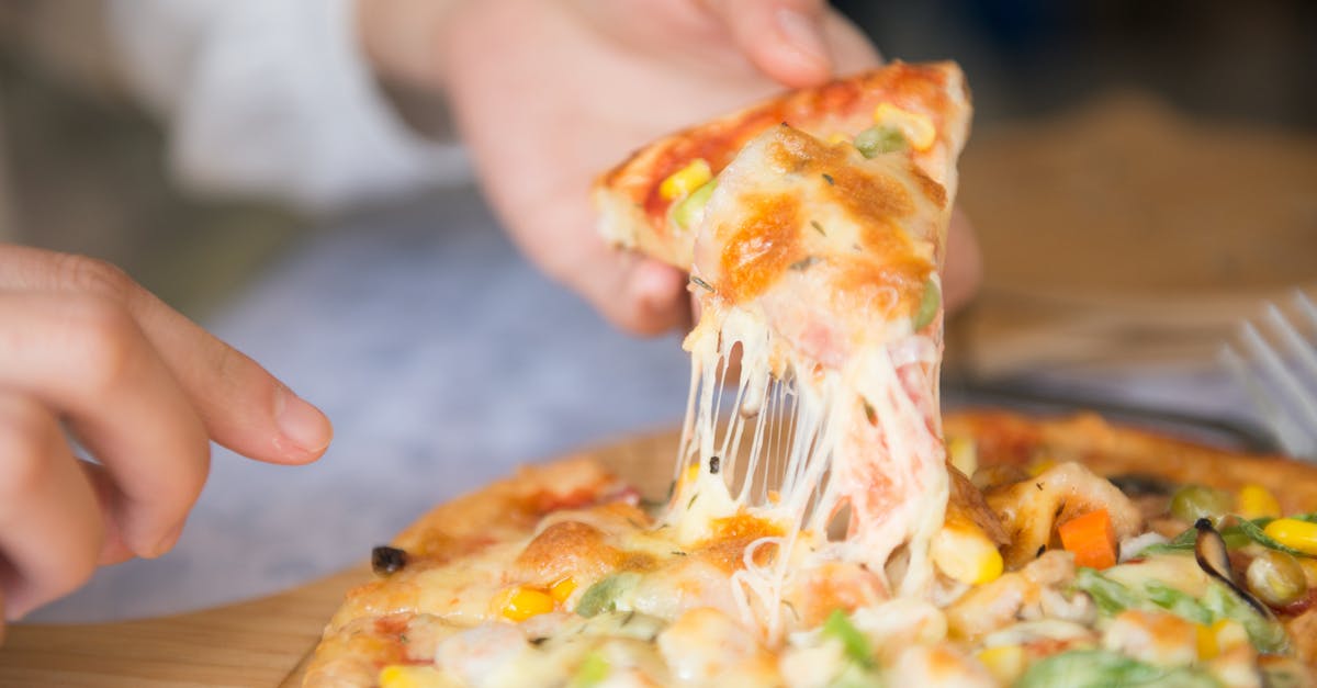 Shipping Homemade Mozzarella - Seafood Pizza Melting Cheese Shipping Homemade Mozzarella - Seafood Pizza Melting Cheese