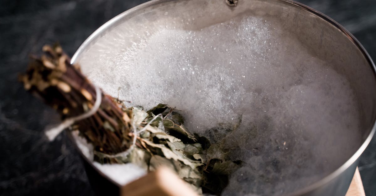 Soak clams with cornmeal: yes or no? - Soaking Dried Leaves in a Bucket Filled with Bubbles Soap Soak clams with cornmeal: yes or no? - Soaking Dried Leaves in a Bucket Filled with Bubbles Soap