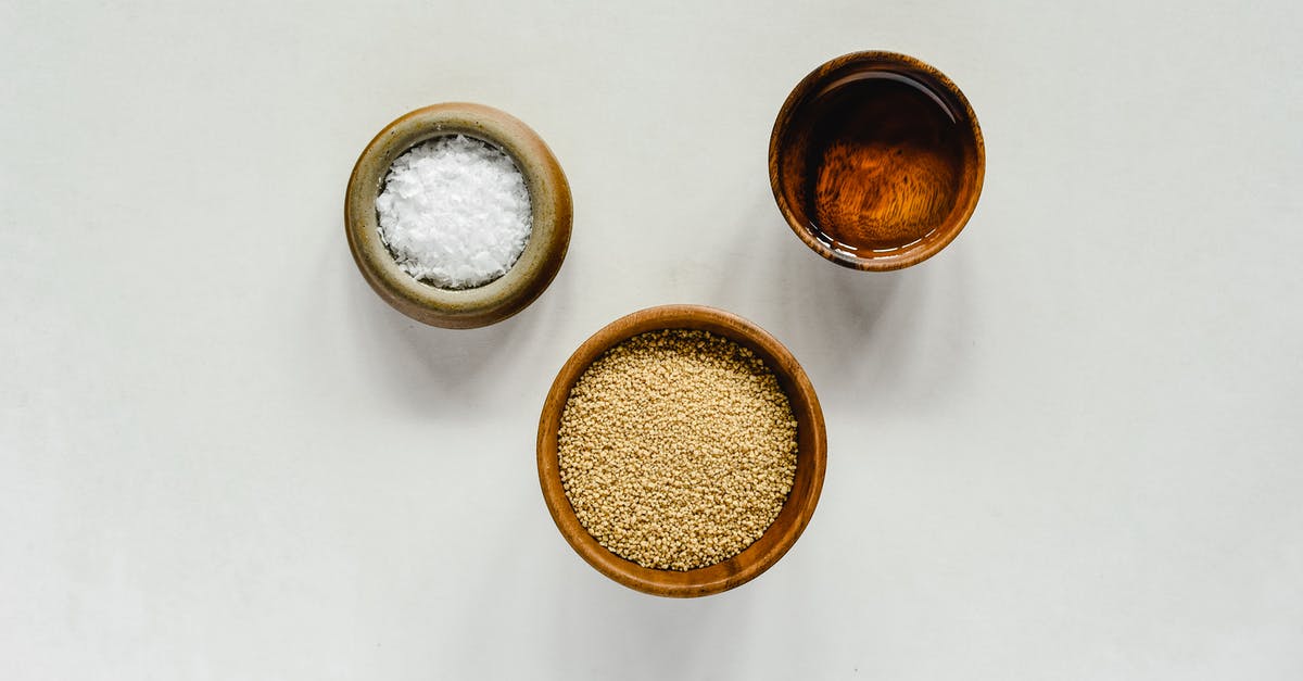 Substitute for sesame oil (sesame allergy) - Sesame Seeds in Wooden Bowl Substitute for sesame oil (sesame allergy) - Sesame Seeds in Wooden Bowl