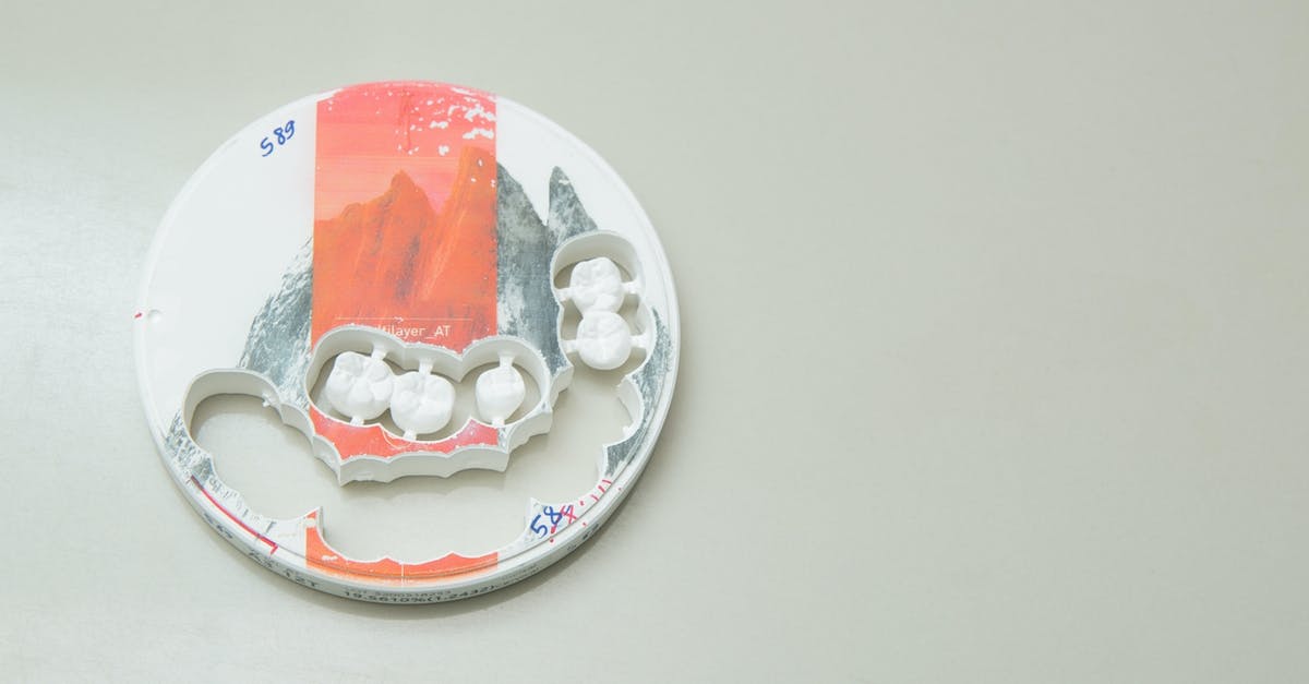 Trusted Custom mold manufacturers for confections - Artificial teeth placed in round shaped tool Trusted Custom mold manufacturers for confections - Artificial teeth placed in round shaped tool