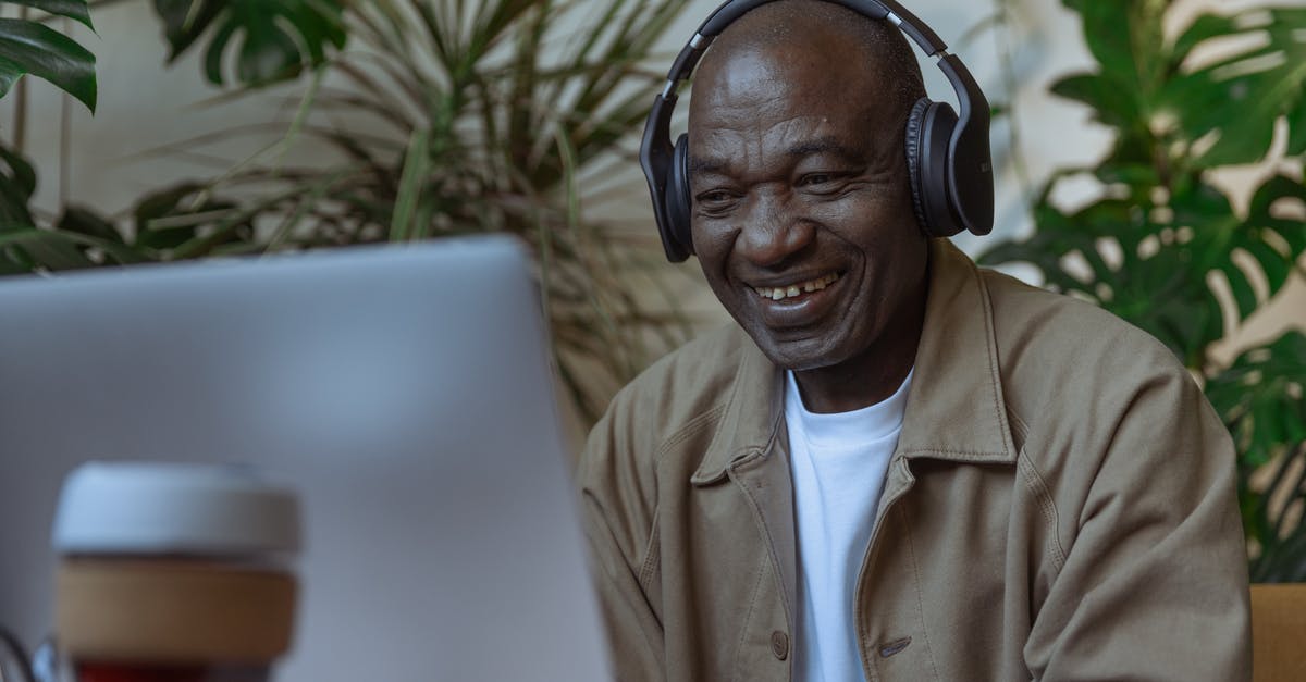 Veloute consistency after being refrigereted - Photo of an Old Man Looking at the Laptop Veloute consistency after being refrigereted - Photo of an Old Man Looking at the Laptop