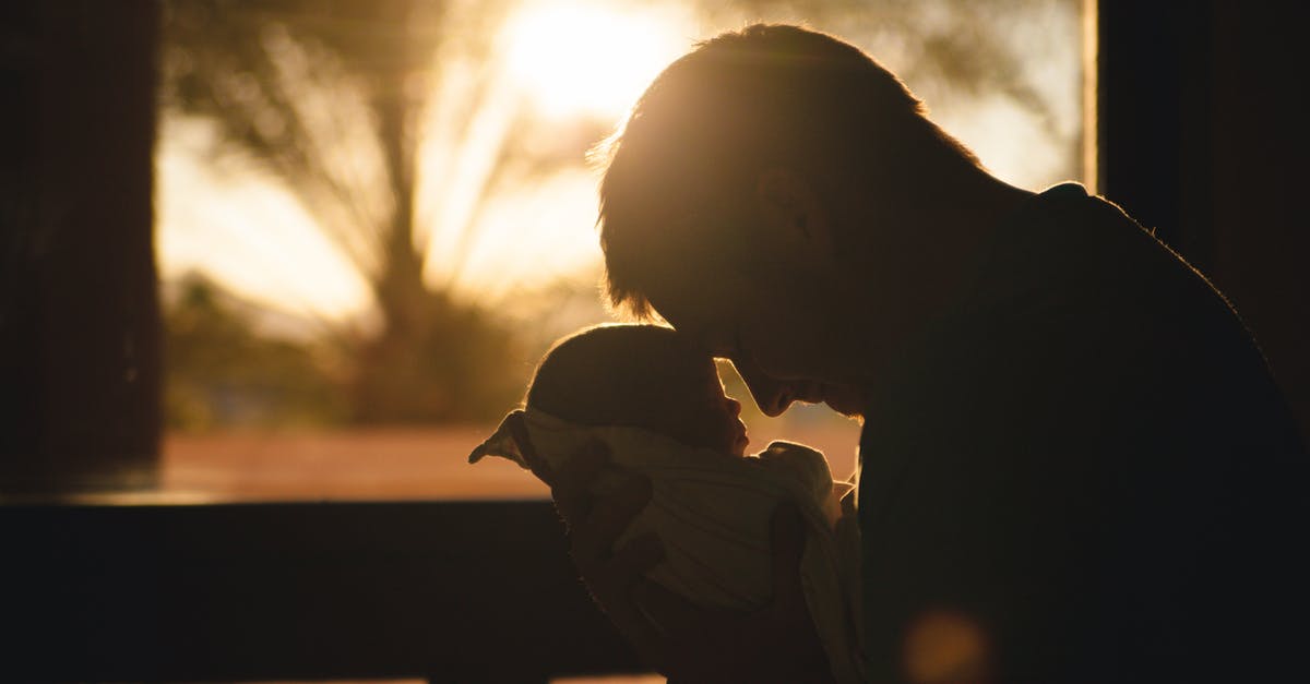 What's special about ahi tuna? - Man Carrying Baby Drawing Their Foreheads What's special about ahi tuna? - Man Carrying Baby Drawing Their Foreheads