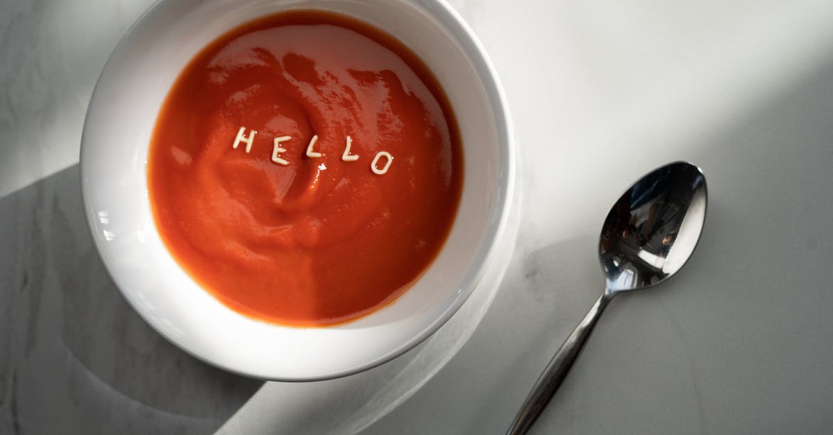 What's the difference between gazpacho and normal soups? - White Ceramic Bowl With Red Liquid What's the difference between gazpacho and normal soups? - White Ceramic Bowl With Red Liquid