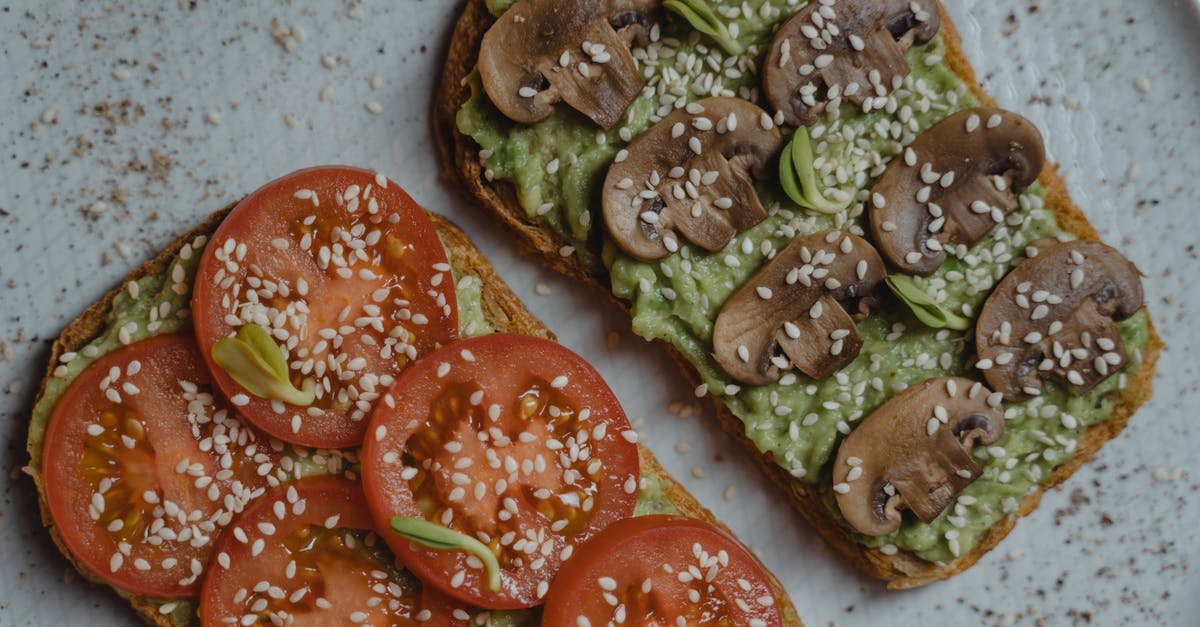 What's the proper way to slice cherub tomato for sandwiches that maximizes tomato flavor? [closed] - Sliced Tomato and Mushroom on Sandwiches