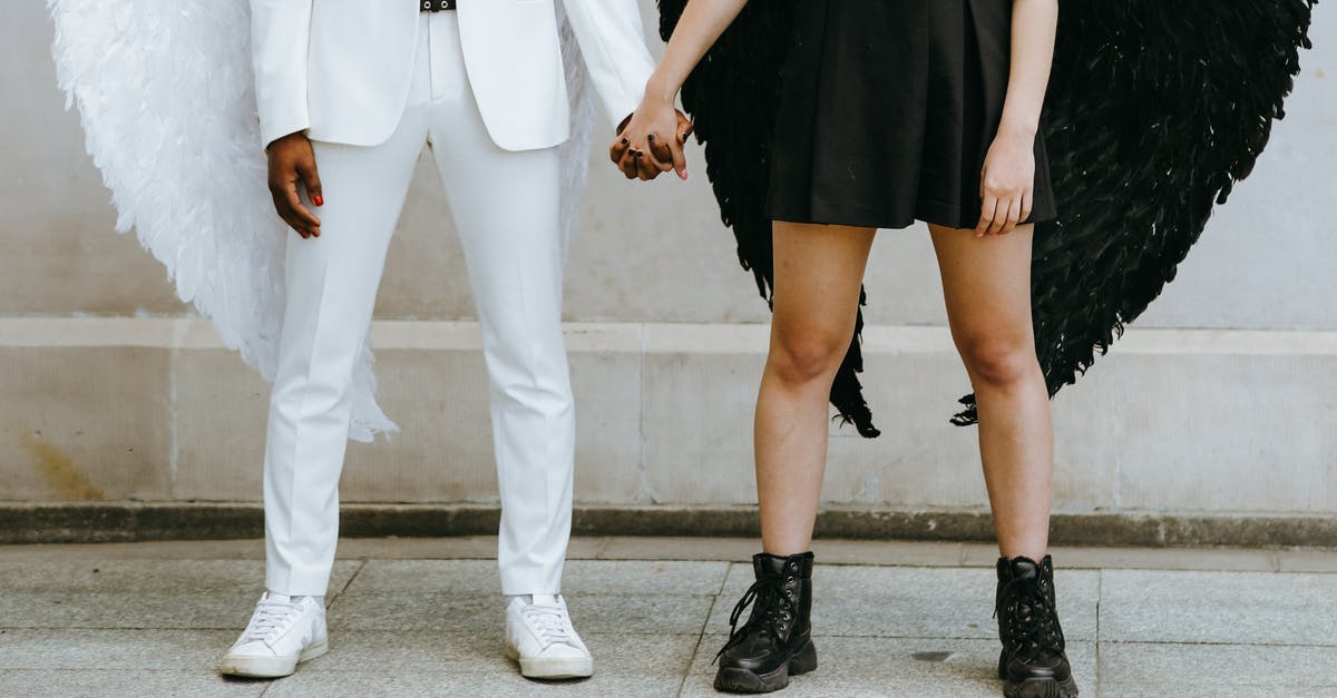 What are the secrets to a good fond? - A Couple Holding Each Other's Hands What are the secrets to a good fond? - A Couple Holding Each Other's Hands