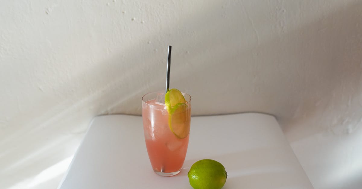 What does 'white' alone mean in cocktail recipes? - Green Apple Fruit on Clear Drinking Glass What does 'white' alone mean in cocktail recipes? - Green Apple Fruit on Clear Drinking Glass