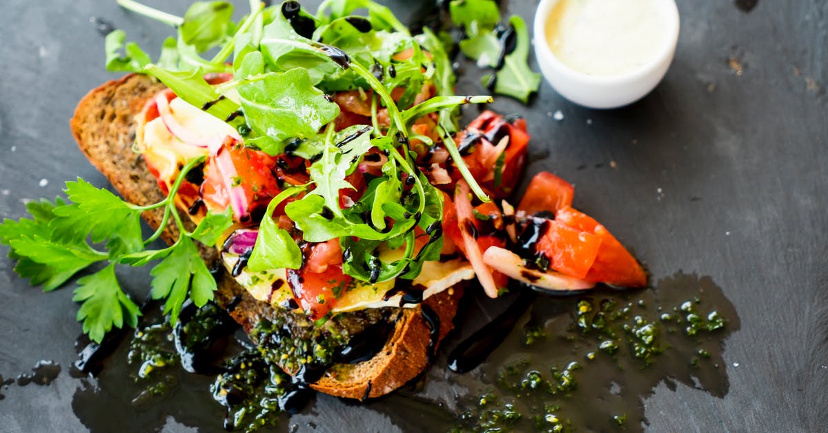 What effect have bay leaves in a meat/tomato sauce? - Bread and Vegetable With Sauce What effect have bay leaves in a meat/tomato sauce? - Bread and Vegetable With Sauce