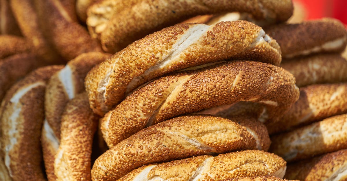 What gives a good bagel its crust? - Photo of Breads What gives a good bagel its crust? - Photo of Breads
