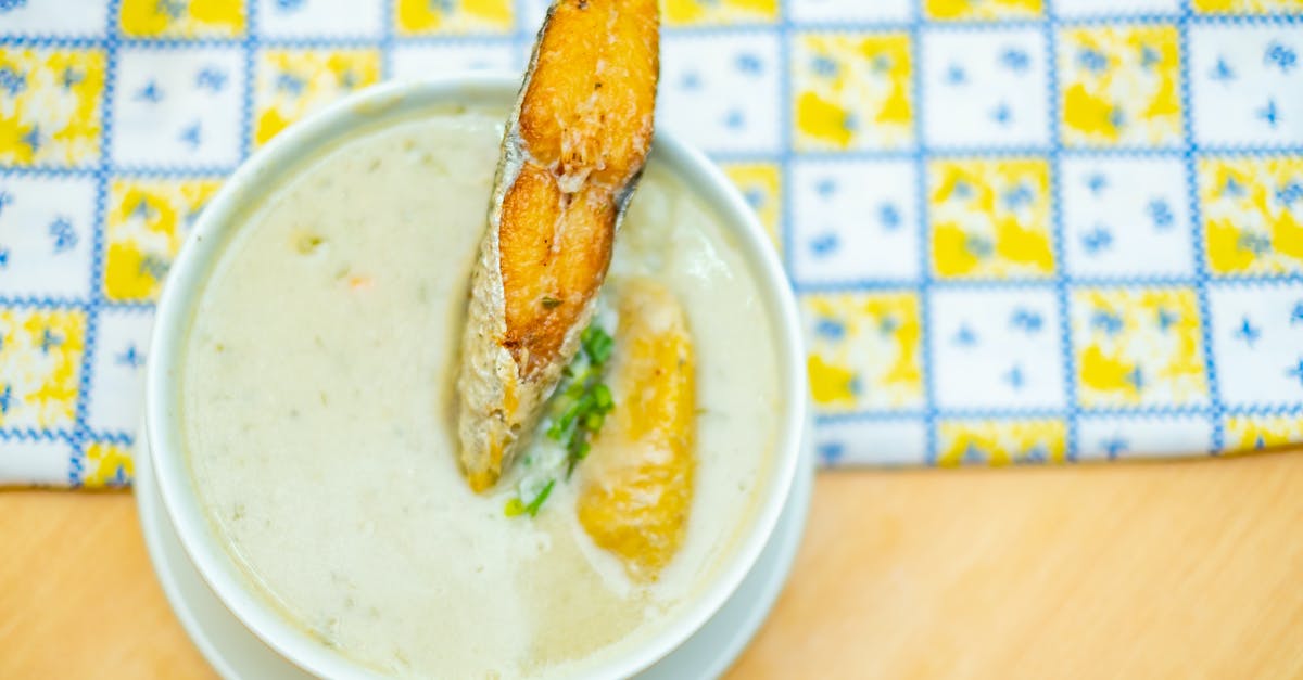 What goes into tom yum soup? [closed] - Creamy Soup 