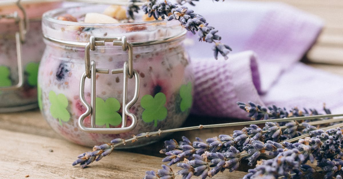What is a close alternative to Graeffe brown sugar? - Clear Glass Container on White Textile What is a close alternative to Graeffe brown sugar? - Clear Glass Container on White Textile