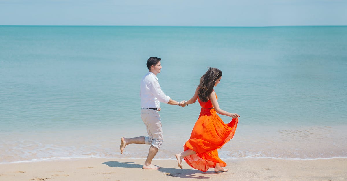 What is the difference between crème anglaise and crème pâtissière? - Man and Woman Walks Beside Green Sea What is the difference between crème anglaise and crème pâtissière? - Man and Woman Walks Beside Green Sea