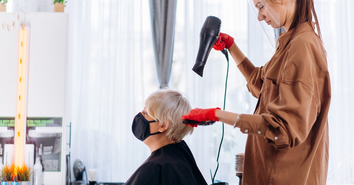 What is the procedure to dry out Fenugreek leaves? - Master drying hair of client in salon