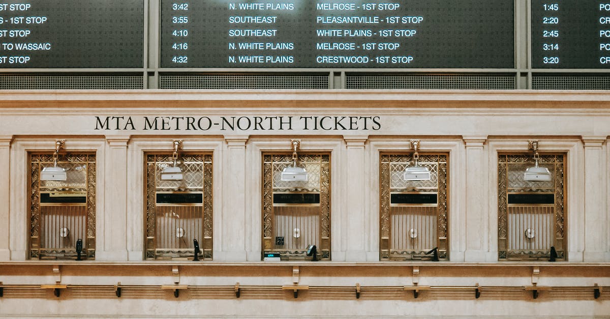 What is the US equivalent of Golden Syrup (UK)? - Interior of old box office with golden details under schedule in Grand Central Terminal What is the US equivalent of Golden Syrup (UK)? - Interior of old box office with golden details under schedule in Grand Central Terminal