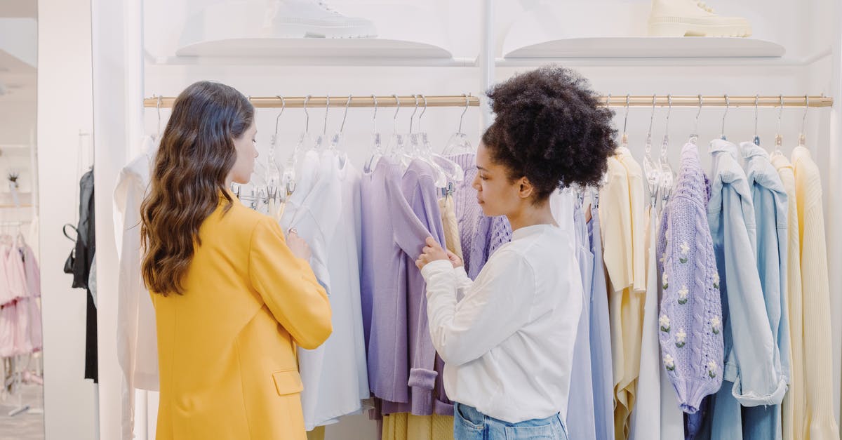 What to look for when choosing a dutch oven? - A Woman Looking at Clothes with a Personal Stylist What to look for when choosing a dutch oven? - A Woman Looking at Clothes with a Personal Stylist