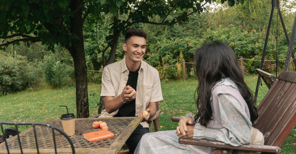 Where did the apples in Japanese Curry come from? - Couple Sitting on Brown Wooden Chairs Where did the apples in Japanese Curry come from? - Couple Sitting on Brown Wooden Chairs