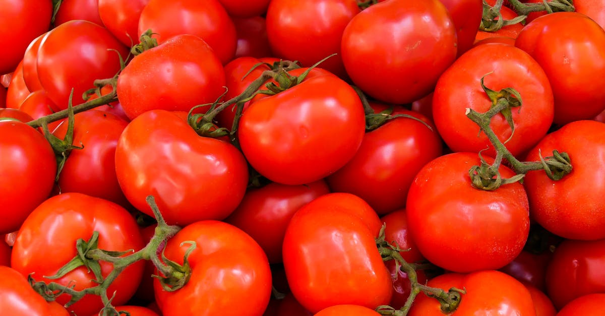 Which vegetables to use for stock? - Pile of Red Tomatoes Which vegetables to use for stock? - Pile of Red Tomatoes