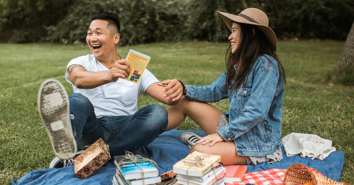 Why didn't my apples caramelise? - Man in White T-Shirt Holding a Book and Sitting Beside Woman in Hat Why didn't my apples caramelise? - Man in White T-Shirt Holding a Book and Sitting Beside Woman in Hat
