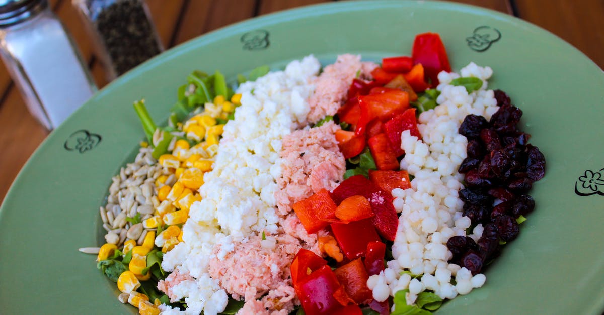 Why does salt used for fish dishes have the shape of large "flakes" instead of small corns of salt, as normal table salt? - Green Ceramic Plate Why does salt used for fish dishes have the shape of large "flakes" instead of small corns of salt, as normal table salt? - Green Ceramic Plate