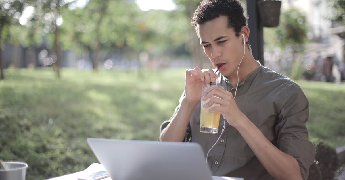 Why is black tea sold in crumbled form? - Black man drinking lemonade in cafe and using laptop Why is black tea sold in crumbled form? - Black man drinking lemonade in cafe and using laptop