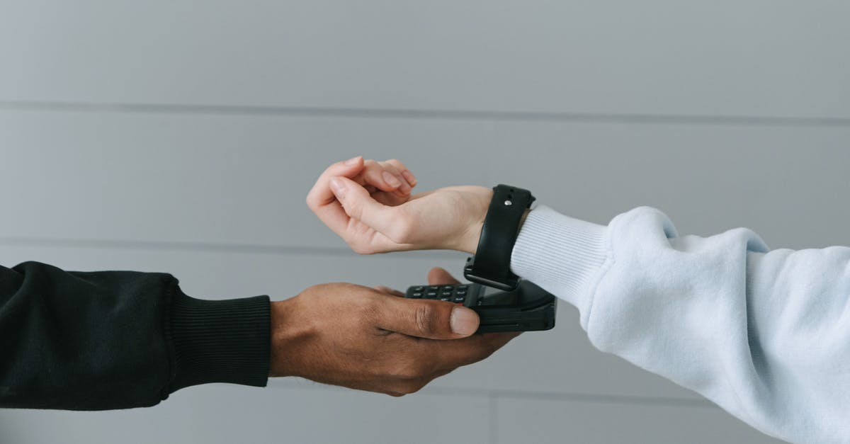 Why would a commercial kitchen buy enormous carrots? - Person Paying Using Her Smartwatch Why would a commercial kitchen buy enormous carrots? - Person Paying Using Her Smartwatch