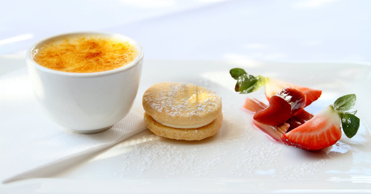 Yo-yo/custard cookies cracking - Desserts over a White Surface